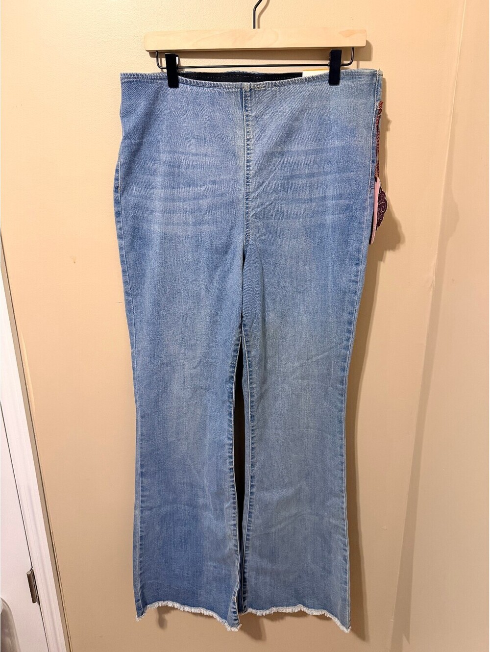 Knox Rose High-Rise Pull-On Flare Jeans NWT Size 14